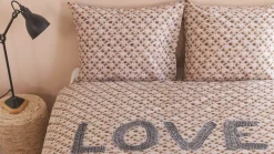 Love is dekbedovertrek